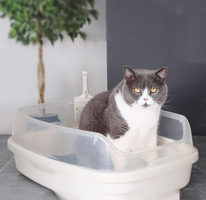 Boîte à ordures spacieuse et auto-nettoyeuse pour plusieurs chats