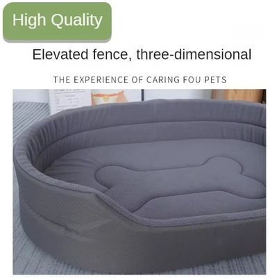 Grand lit pour chien en tissu d'Oxford imperméable à l'eau et à l'urine avec un coussin intérieur facile à laver