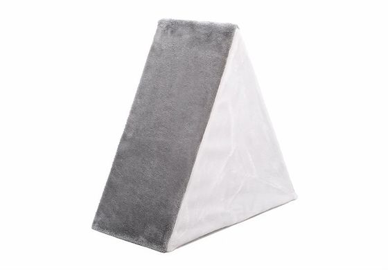 Le chat se gratte Dormant Jouer Triangle Le chat grince des griffes Jouet Le chat nid Fournitures pour la maison