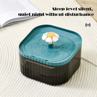 Dispensateur d'eau intelligent pour animaux domestiques
