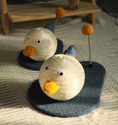 C'est un jouet de chat en forme de canard.