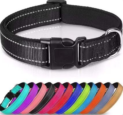 Collier en nylon réfléchissant personnalisé avec ajustement et décoration en fourrure