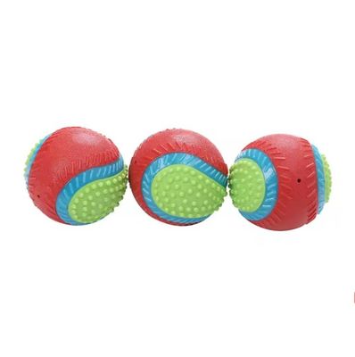 Jouer à des jouets pour chiens en caoutchouc naturel à rebondissement élevé Boule indestructible pour mâcheurs agressifs