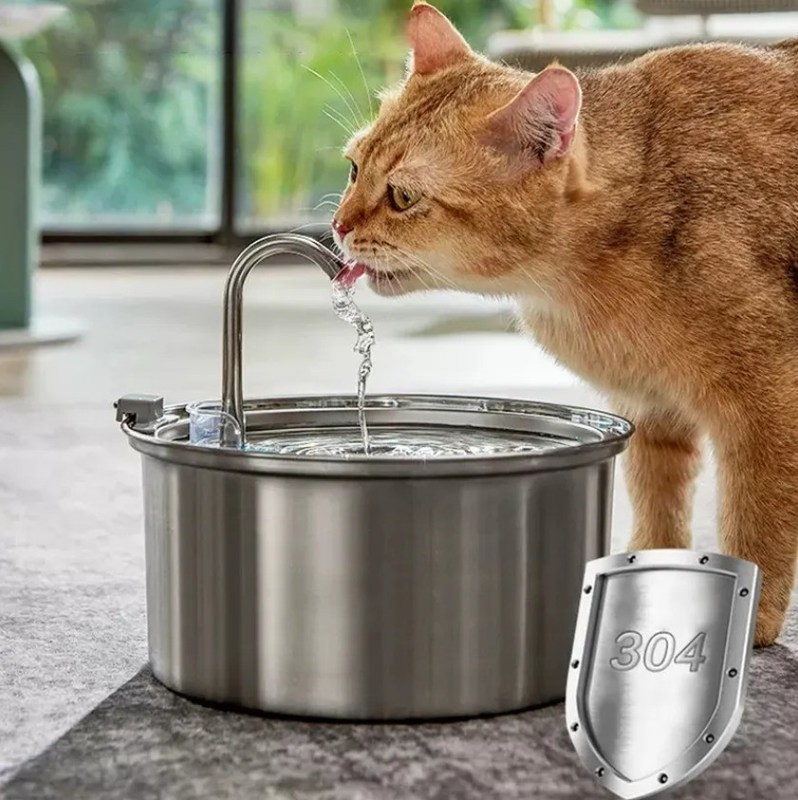 Distributeur automatique d'eau pour animaux de compagnie en acier inoxydable pour plusieurs chats et chiens
